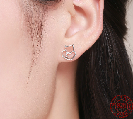 925 Sterling Silver Kitty Cat Screw Back Earrings for Young Girls &  Pre-Teens, Small Cat - Body Pierce Jewelry